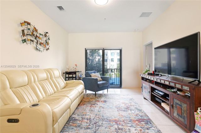 4636 NW 84th Avenue 22, Doral, FL 33166