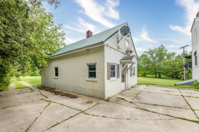 5957 Lakeshore Road, Lexington Twp, MI 48450