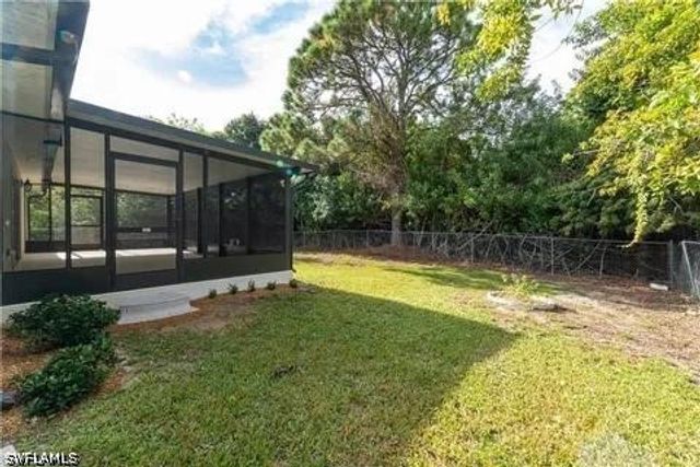 434 NE 5th AVE, Cape Coral, FL 33909