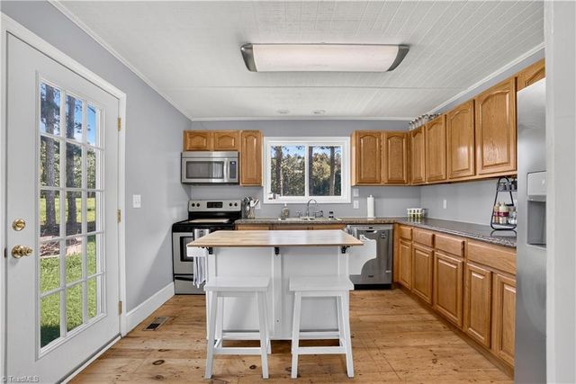 7934 Chapel Hill Church Road, Denton, NC 27239