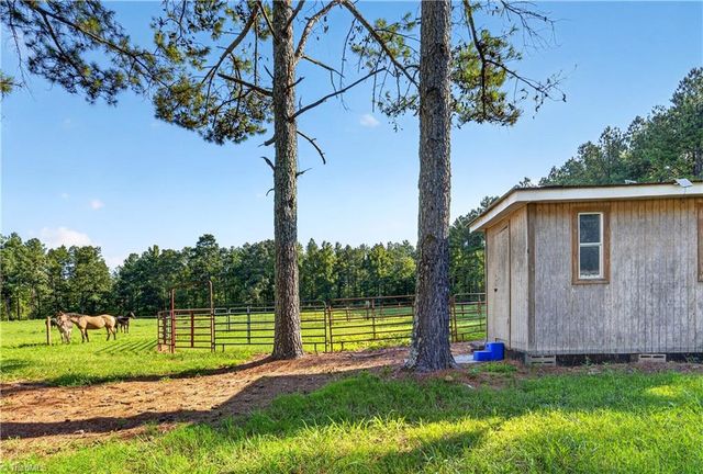 7934 Chapel Hill Church Road, Denton, NC 27239