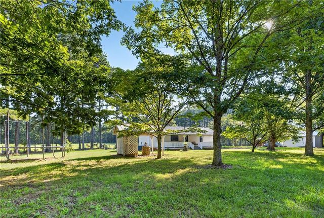 7934 Chapel Hill Church Road, Denton, NC 27239