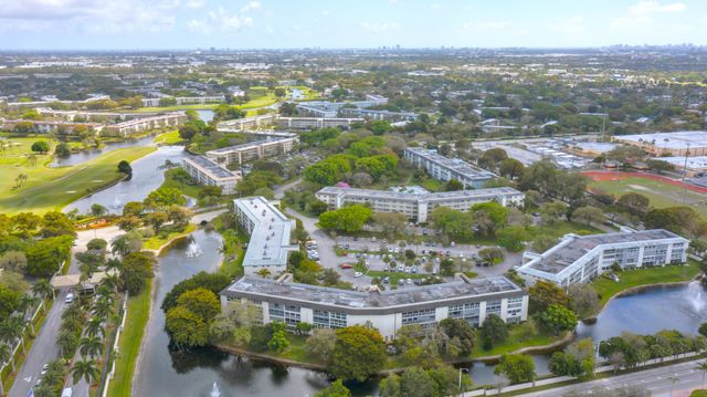 2502 Antigua Terrace G1, Coconut Creek, FL 33066