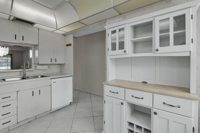 2502 Antigua Terrace G1, Coconut Creek, FL 33066