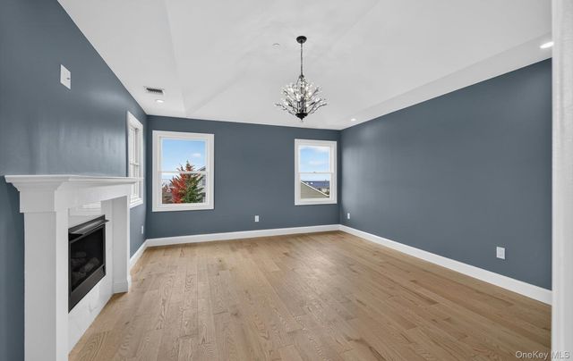 851 W Bay Drive, West Islip, NY 11795
