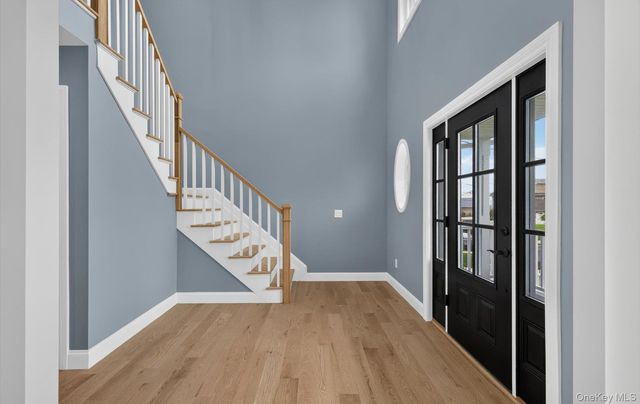 851 W Bay Drive, West Islip, NY 11795