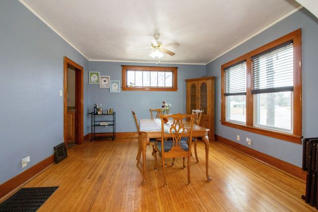 950 Sycamore Road, Dekalb, IL 60115