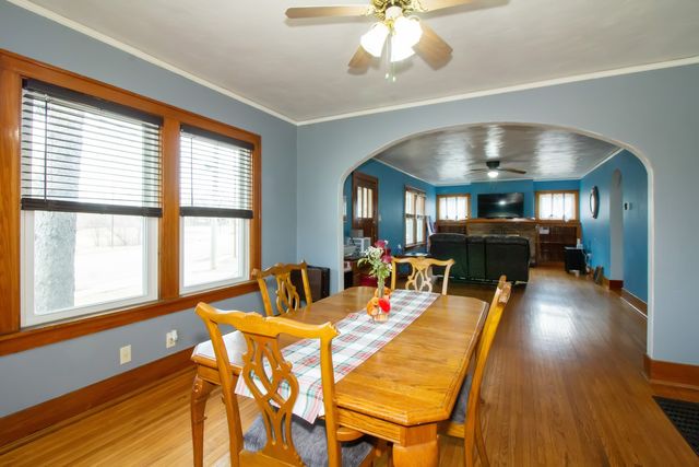 950 Sycamore Road, Dekalb, IL 60115