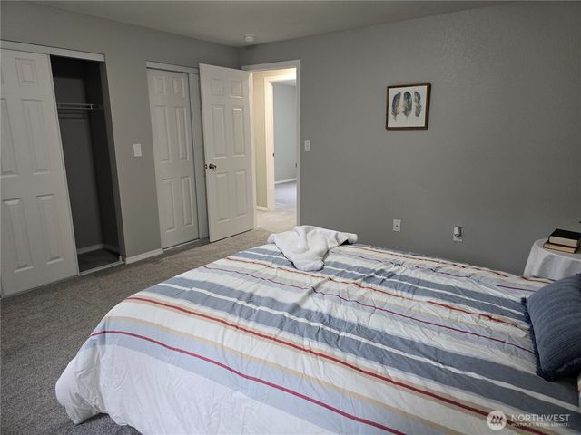 1911 154th Street Ct E, Tacoma, WA 98445