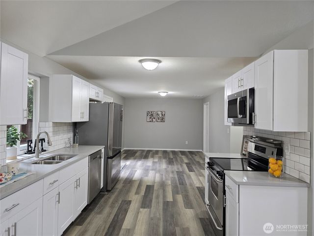 1911 154th Street Ct E, Tacoma, WA 98445