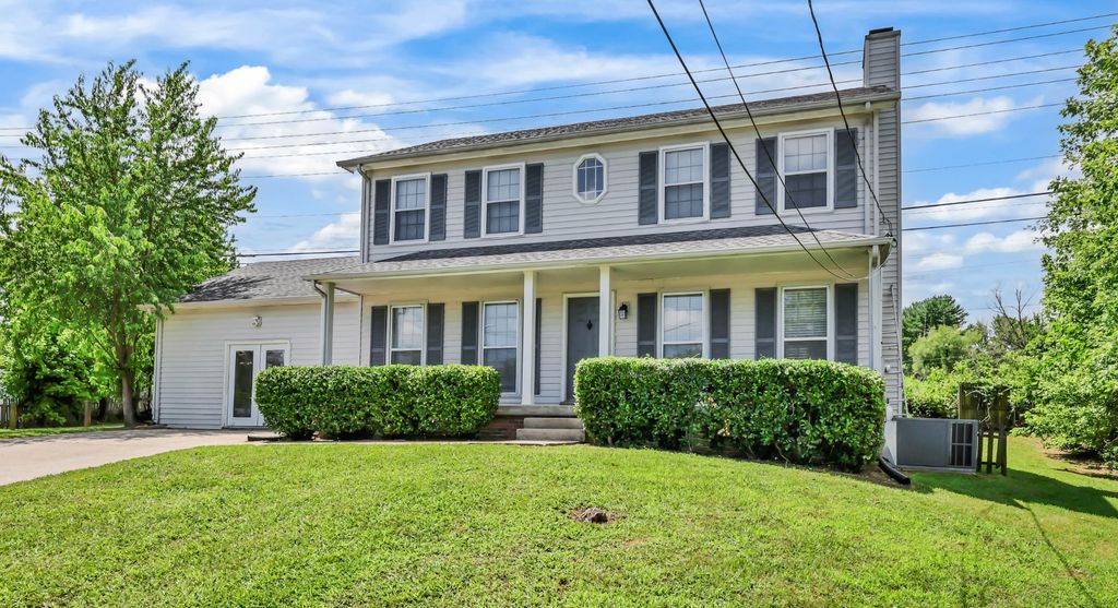 1025 Dandelion Dr, Clarksville, TN 37042