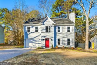 922 Fox Valley Court, Stone Mountain, GA 30088