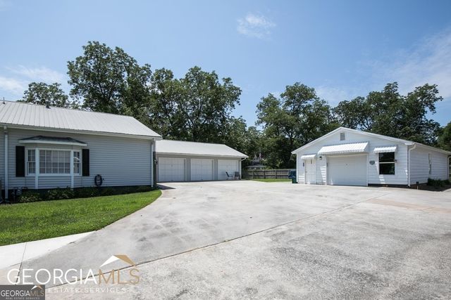 5494 Vickery Street, Lavonia, GA 30553