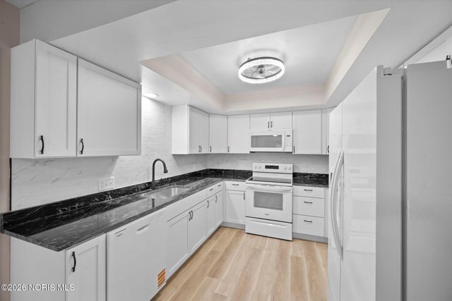 29530 Gleneagles Road, F, Perrysburg, OH 43551