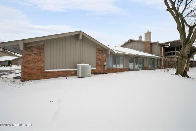 29530 Gleneagles Road, F, Perrysburg, OH 43551