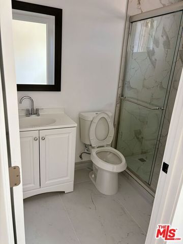 11016 Olinda Street, Sun Valley (los Angeles), CA 91352
