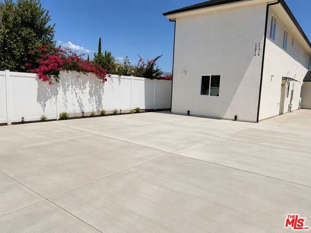 11016 Olinda Street, Sun Valley (los Angeles), CA 91352