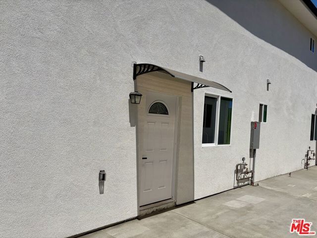 11016 Olinda Street, Sun Valley (los Angeles), CA 91352