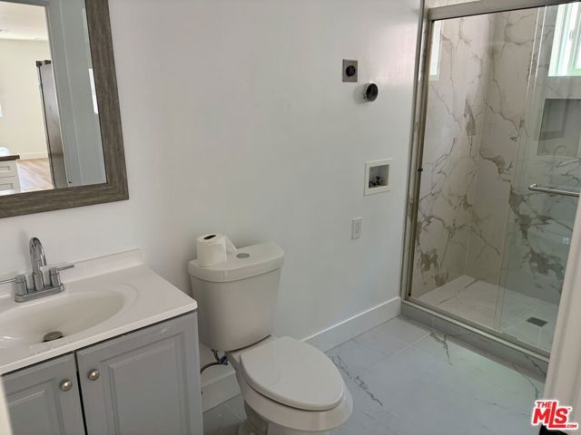 11016 Olinda Street, Sun Valley (los Angeles), CA 91352
