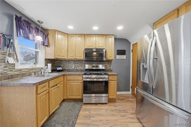 198 Euclid Avenue, Tonawanda, NY 14217