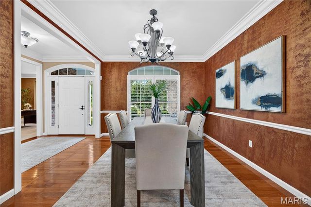 706 Abbottsford Court, Lake St Louis, MO 63367