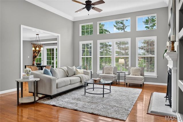 706 Abbottsford Court, Lake St Louis, MO 63367