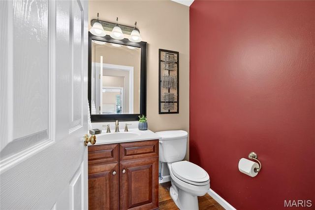 706 Abbottsford Court, Lake St Louis, MO 63367