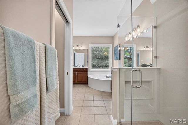 706 Abbottsford Court, Lake St Louis, MO 63367