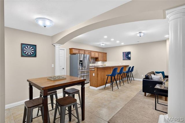 706 Abbottsford Court, Lake St Louis, MO 63367