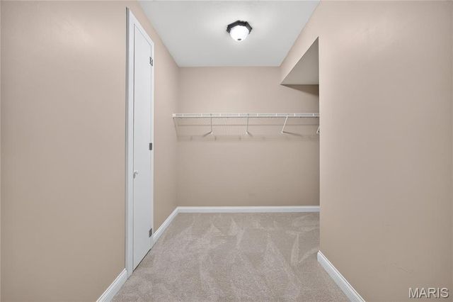 706 Abbottsford Court, Lake St Louis, MO 63367