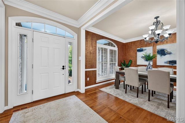 706 Abbottsford Court, Lake St Louis, MO 63367