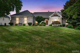 706 Abbottsford Court, Lake St Louis, MO 63367
