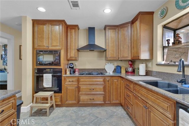 17550 Buckthorn, Hesperia, CA 92345