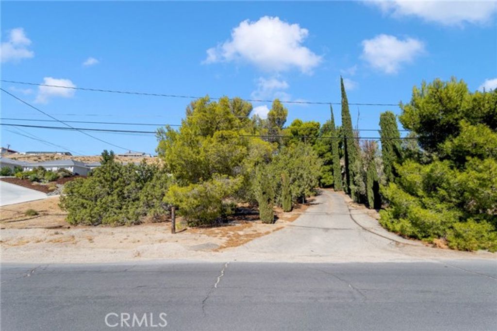 17550 Buckthorn, Hesperia, CA 92345