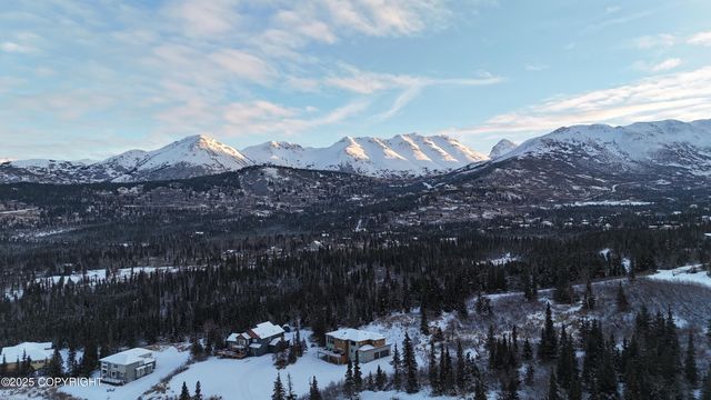 L3 B2 Sandpiper Drive, Anchorage, AK 99516