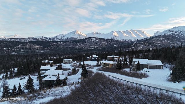 L3 B2 Sandpiper Drive, Anchorage, AK 99516