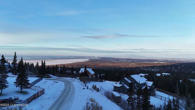 L3 B2 Sandpiper Drive, Anchorage, AK 99516