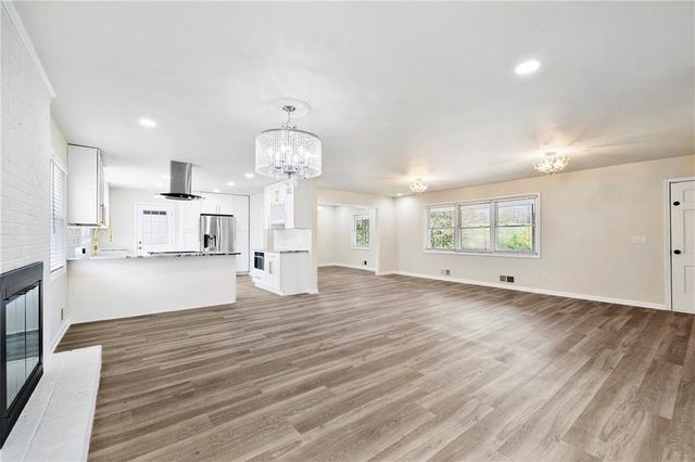 3400 Lower Roswell Road, Marietta, GA 30068