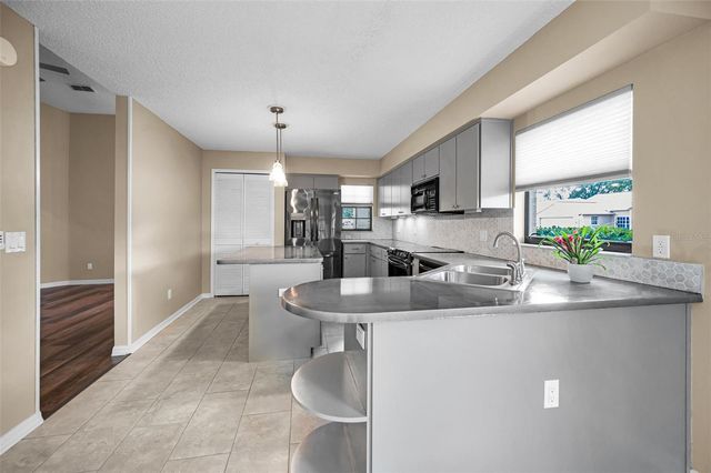 9307 PALM HAVEN COURT, New Port Richey, FL 34655