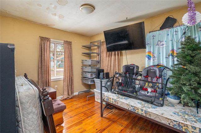 711 W VIRGINIA AVENUE, Tampa, FL 33603