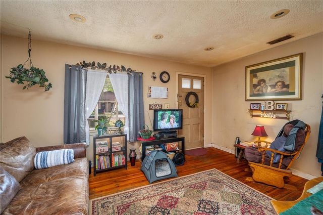 711 W VIRGINIA AVENUE, Tampa, FL 33603