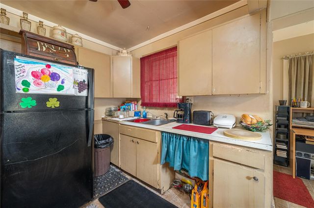 711 W VIRGINIA AVENUE, Tampa, FL 33603