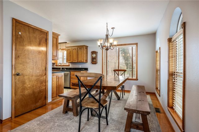 22578 Oakview Road, Siloam Springs, AR 72761