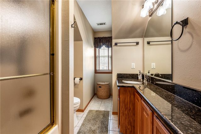 22578 Oakview Road, Siloam Springs, AR 72761