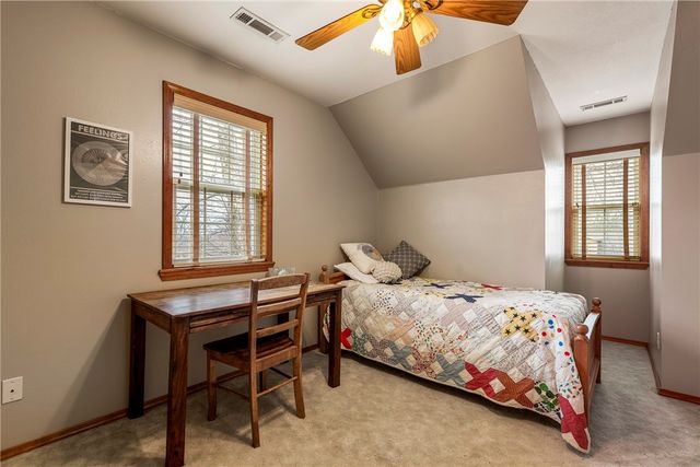 22578 Oakview Road, Siloam Springs, AR 72761