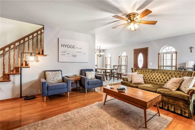 22578 Oakview Road, Siloam Springs, AR 72761