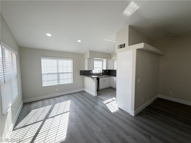 520 Arrowhead Trail 924, Henderson, NV 89015