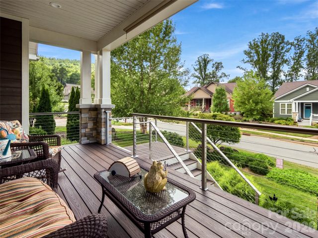40 Buckhorn Gap Road, Biltmore Lake, NC 28715