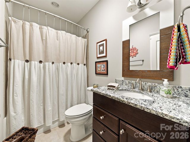 40 Buckhorn Gap Road, Biltmore Lake, NC 28715