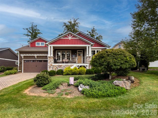 40 Buckhorn Gap Road, Biltmore Lake, NC 28715